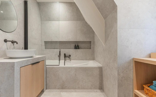 Luxueuse Chaumière 4 Chambres avec jardin