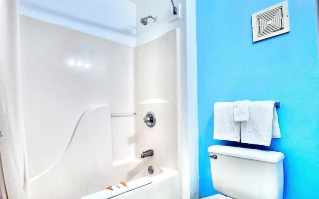 GuestHouse Inn & Suites Bayou La Batre/Mobile