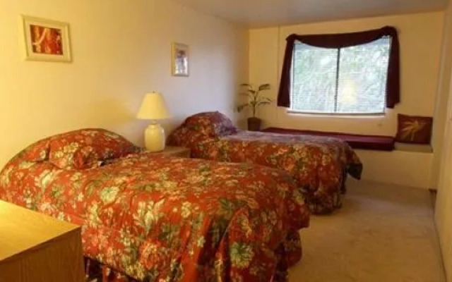 Halana Hale Vacation Rental