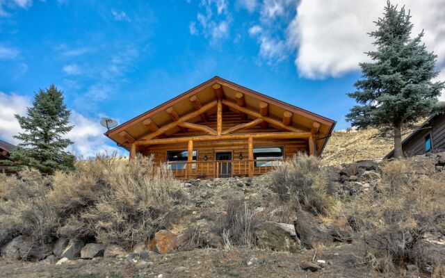 The Roosevelt Hotel - Yellowstone