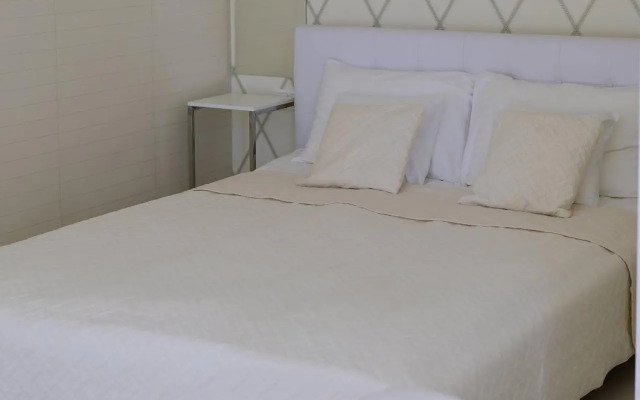 Cloé Apartman