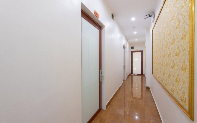 Luxury Airport Hotel & Spa