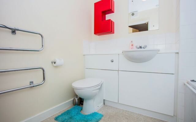 2 Bedroom Apartment Near Kings Cross