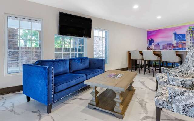 Clarion Pointe Raleigh Midtown