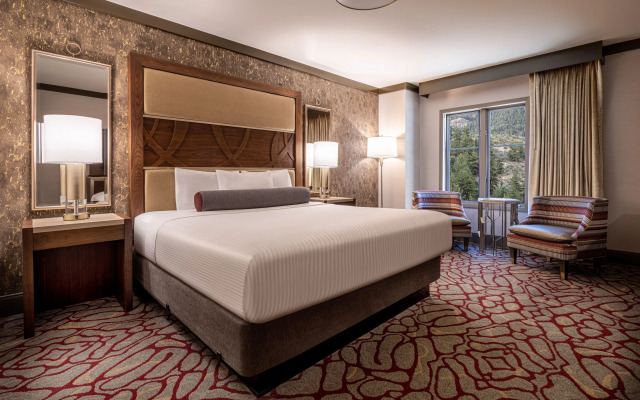 Horseshoe Black Hawk - A Caesars Rewards Destination