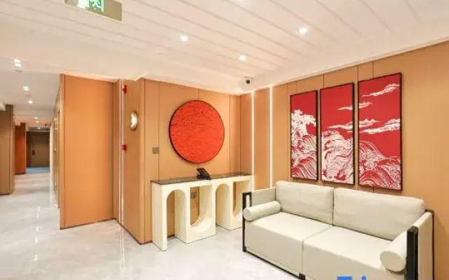 Yilong Hotel (Jilin Railway Station Fortune Plaza)