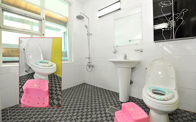 Gapyong Arno Kids Spa Pension