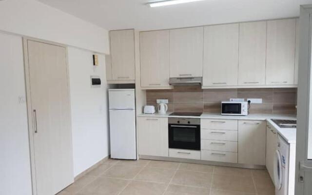EPISTIMI 3 Bedroom Holiday House