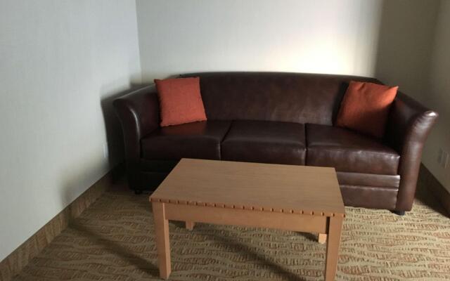 Best Western Grande Prairie Hotel & Suites