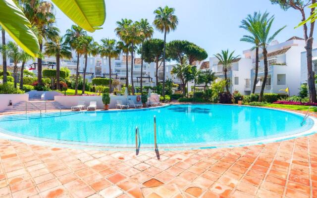Elviria Playa White Pearl Beach
