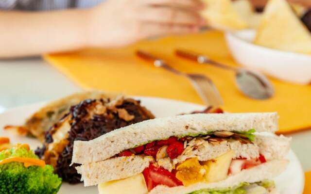 Honeysuckle Family Castle