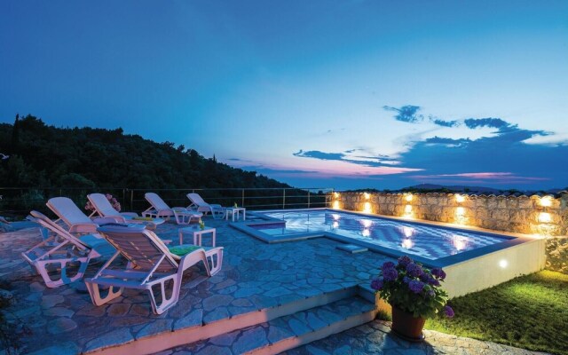 Stunning Home in Radovcici With Wifi and 3 Bedrooms