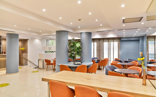 Phidias Piraeus Hotel