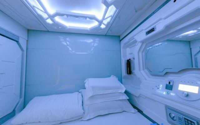 Shenzhen Xinchao Capsule Cabin Hotel