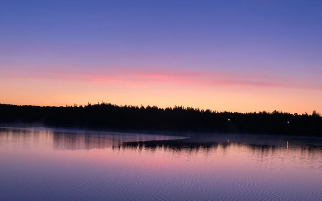 The Lake House Bed & Breakfast