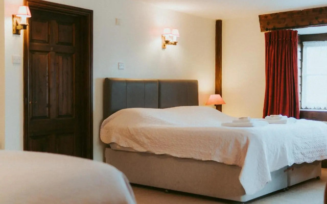 The Heathfield Inn