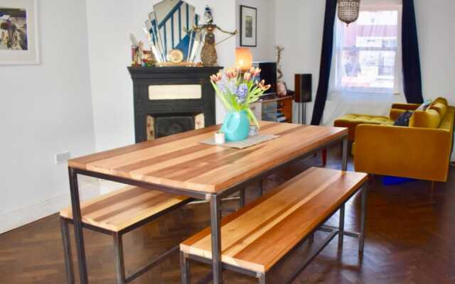 Renovated 2 Bedroom Home in The Liberties