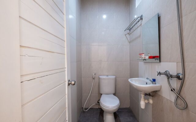 OYO 914 Batukaru Garden 5 Sevilla Residence