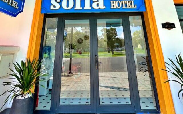S79 Sofia Grand World