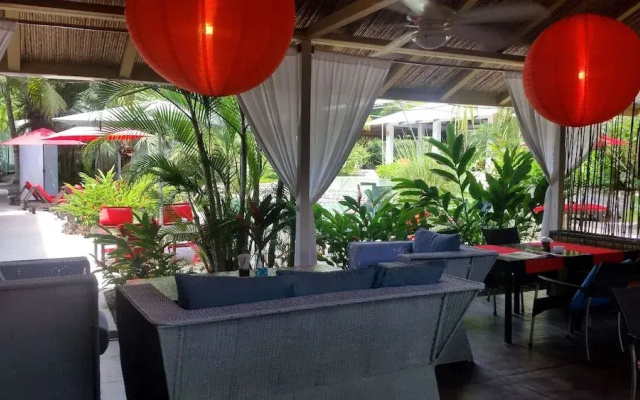 Hotel The Place