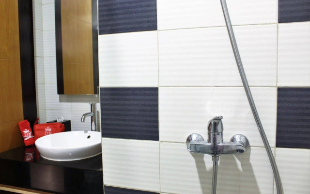 ZEN Rooms Cideng Timur Raya