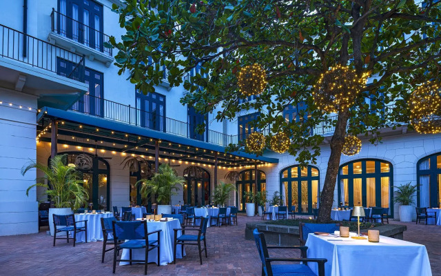 Santarena Hotel at Las Catalinas