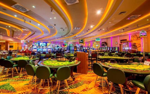 Vuni Palace Luxury Resort & Beach & Casino