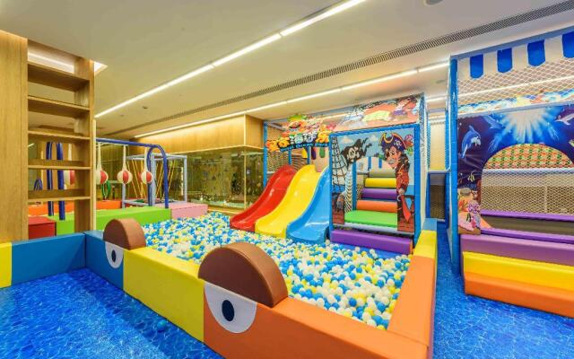 voco Thousand Island Lake by IHG