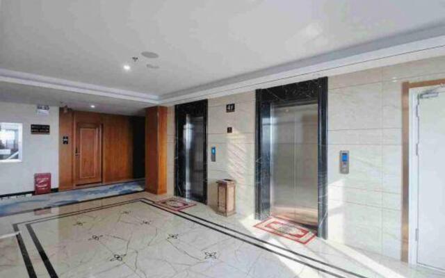 Super 8 Hotel (Peixian lingchuang international store)