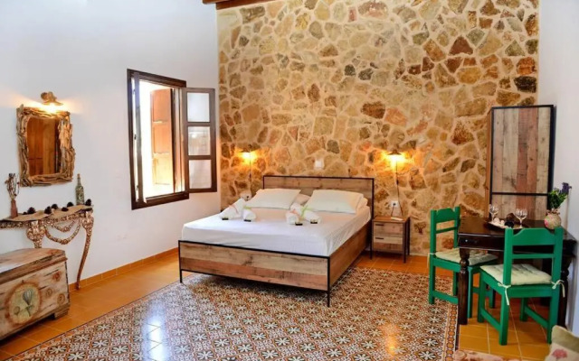 Meandros Suite in Old Town