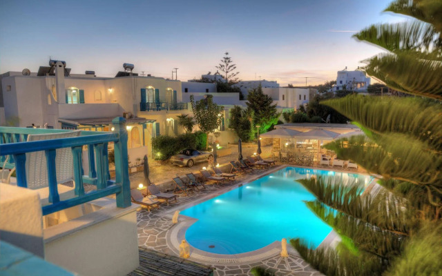 Zoumis Residence