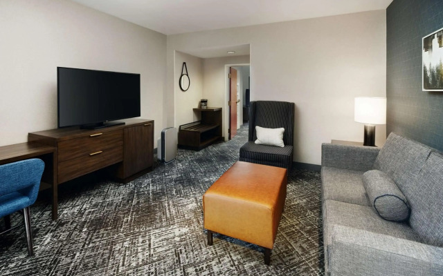 Hilton Charlotte Airport
