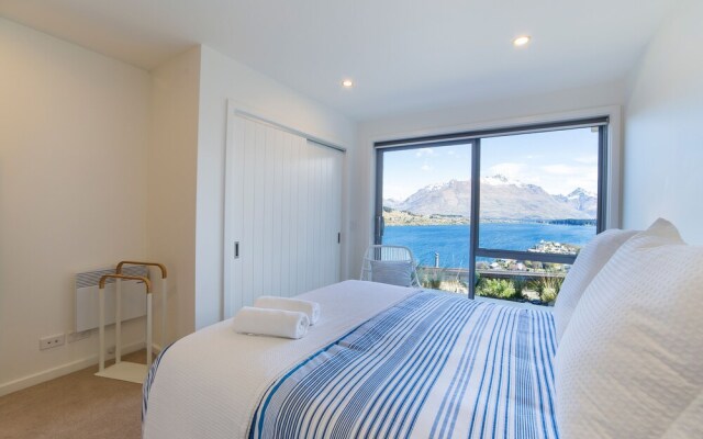 Bluewater Queenstown - Stunning Lake Views