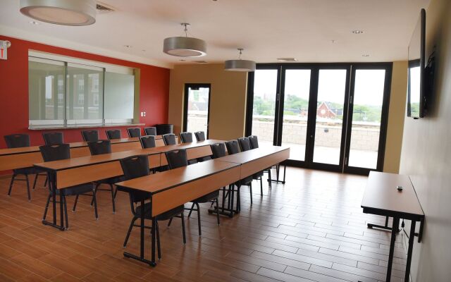 TownePlace Suites Lawrence Downtown