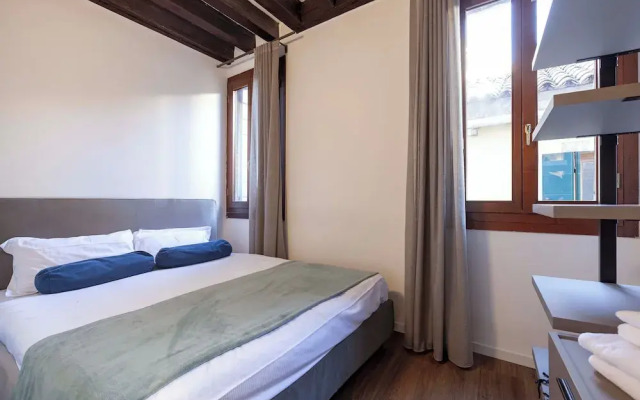 San Lorenzo Apartments 5054