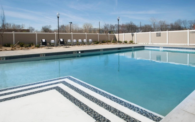 Crowne Plaza Saddle Brook by IHG
