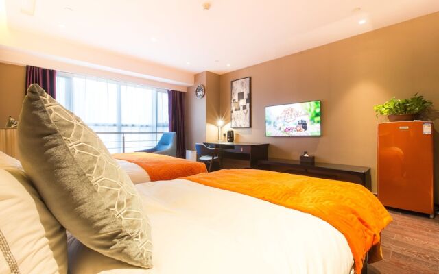Oak International Apartment