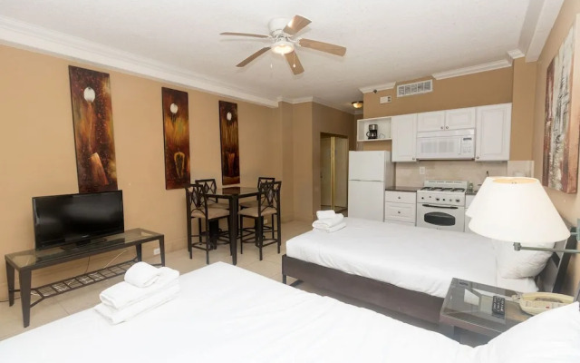 515 Studio Hollywood Beach