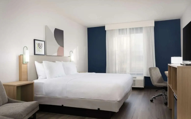 Spark by Hilton Guelph
