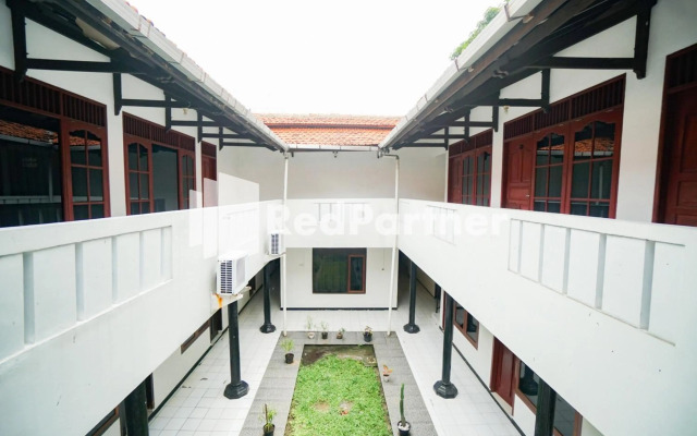 OYO 90853 Hotel Borobudur Kemayoran Syariah