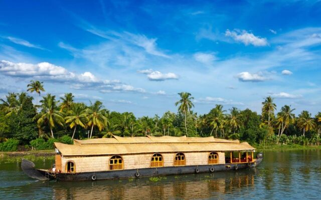 Kerala Vacation Houseboat