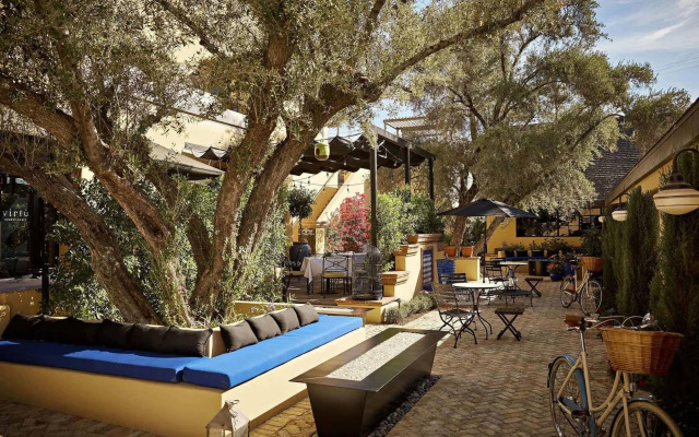 Bespoke Inn Scottsdale