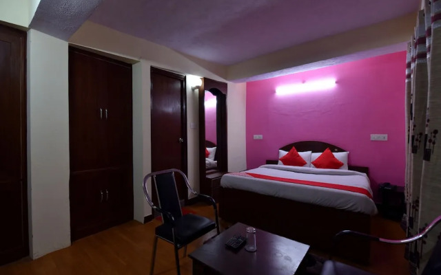 OYO 27622 Gautam Regency