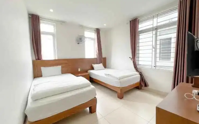 Sun Hotel