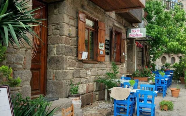 Assos Tas Ev Pansiyon