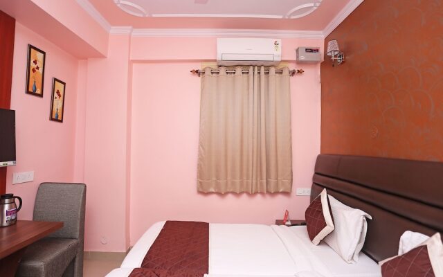 OYO 9209 Hotel Garden Villa