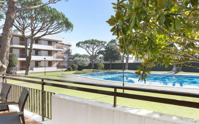 Delightful Apartment in Calella de Palafrugell With Swimming Pool
