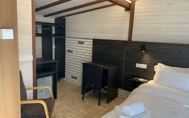 Çeşmekeş Hotel