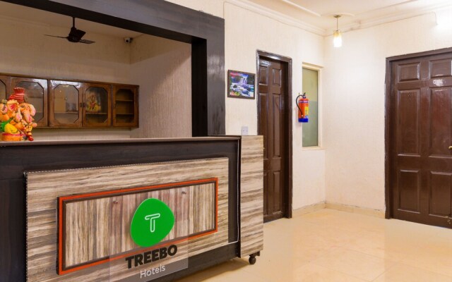 Treebo Trip Golden Villa