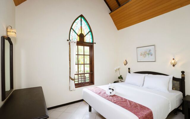Royal Hotel and Villa Batu